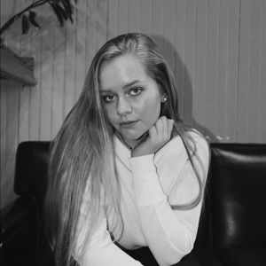 Meet your Posher, Emma